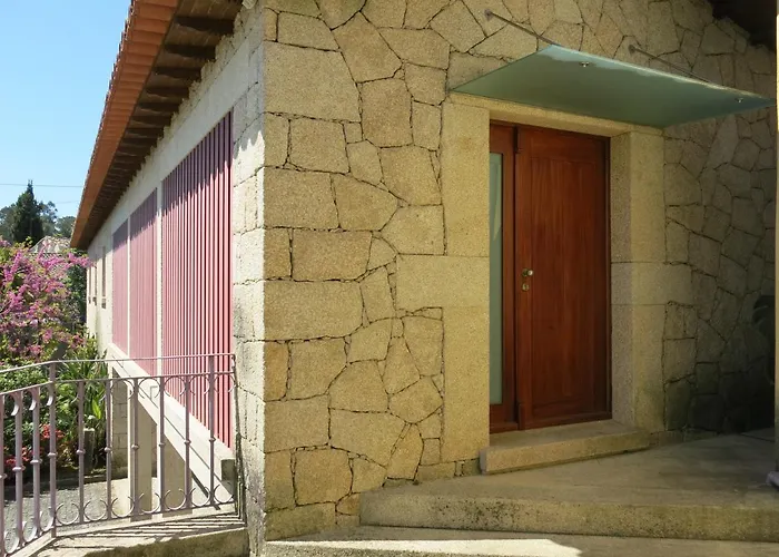 Casa Dos Tinocos 펜션 브라가